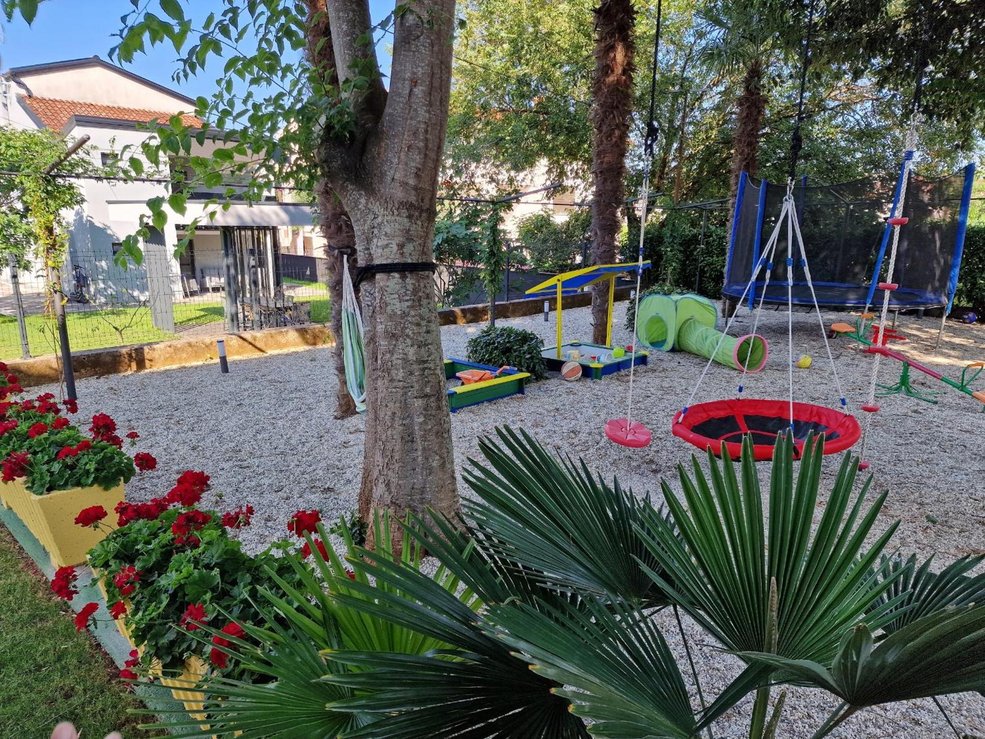 Apartments Modrusan Rovinj Ngoại thất bức ảnh