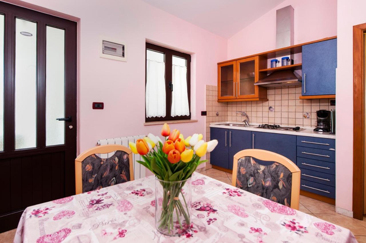 Apartments Modrusan Rovinj Ngoại thất bức ảnh
